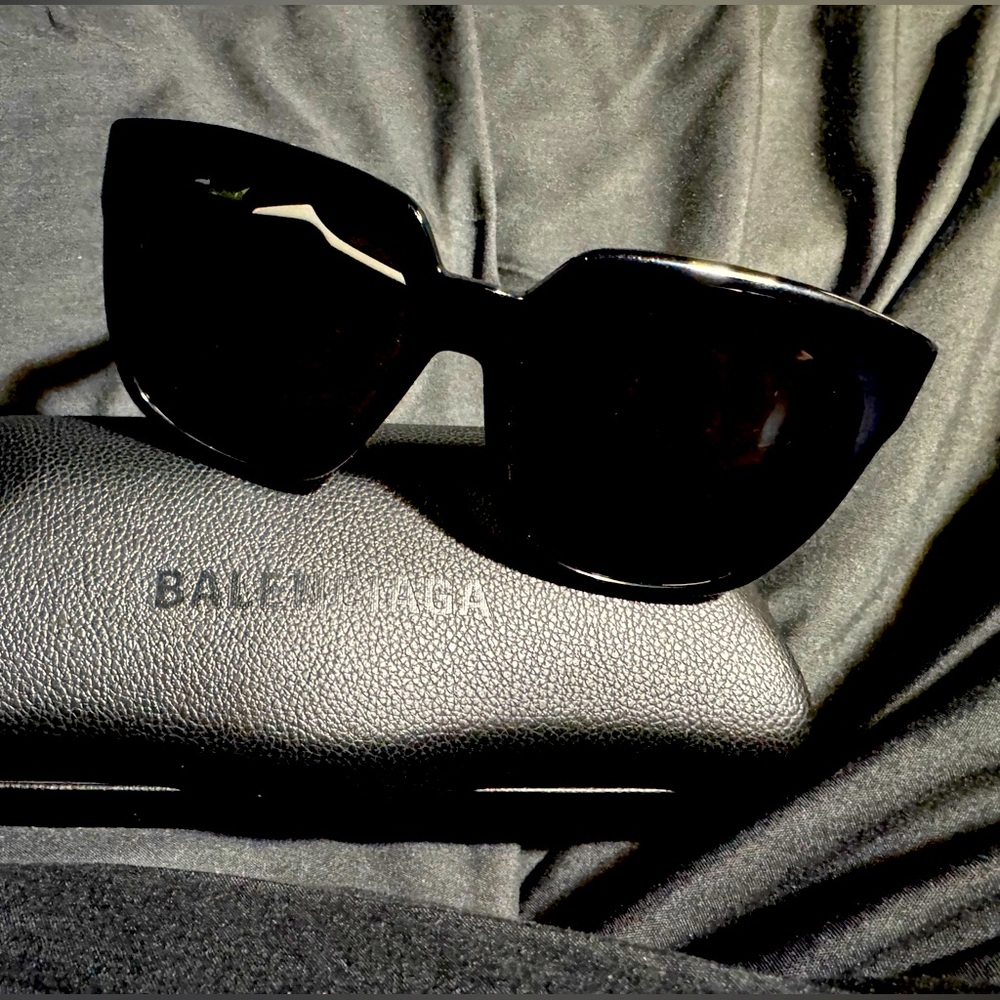 BALENCIAGA UNISEX SQUARE/RECTANGLE BLACK GREEN GREY FASHION DESIGNER EYEWEAR